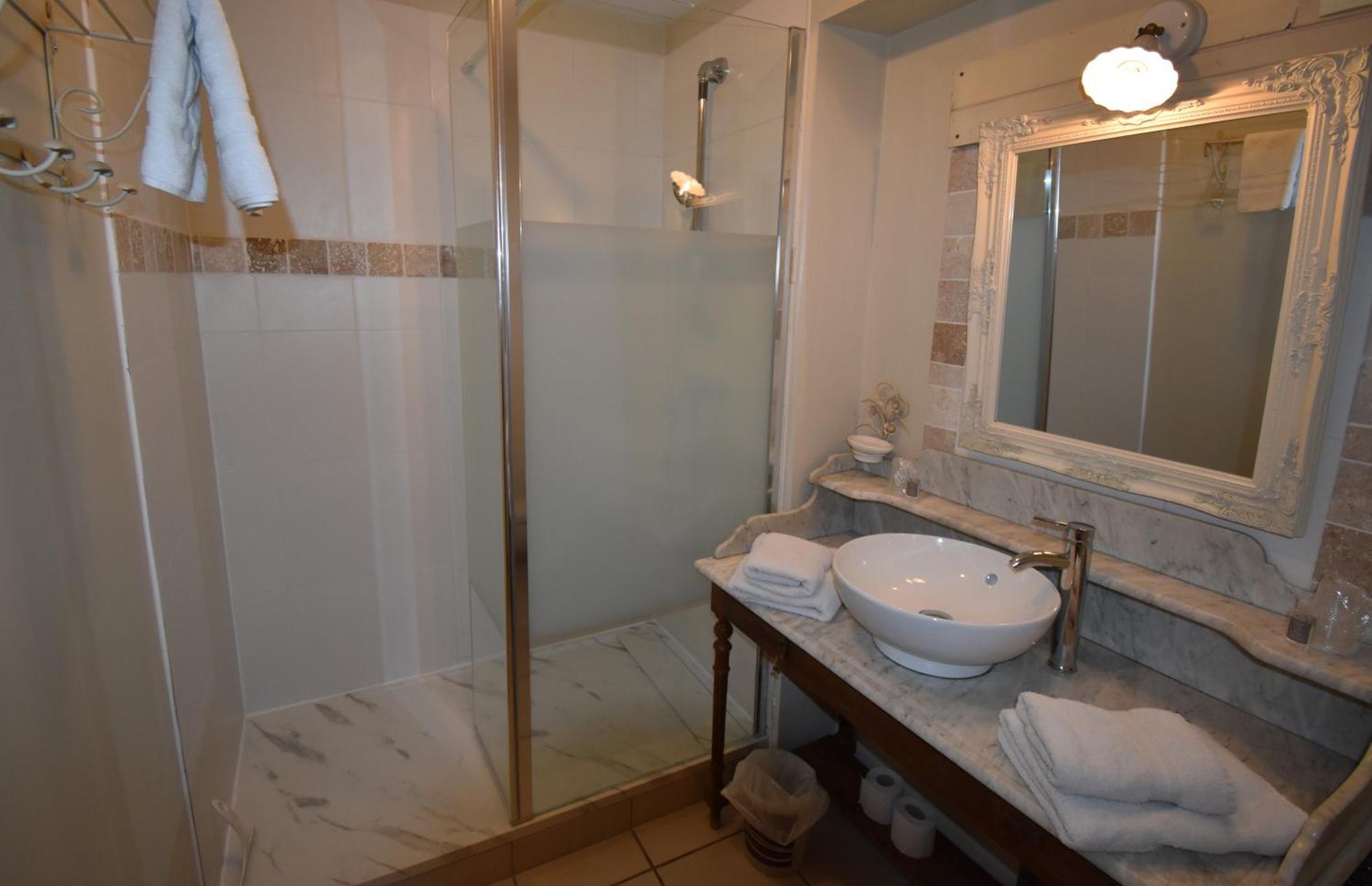 Bed and Breakfast La Cle Des Bois Le Bourg-dʼOisans Exterior foto