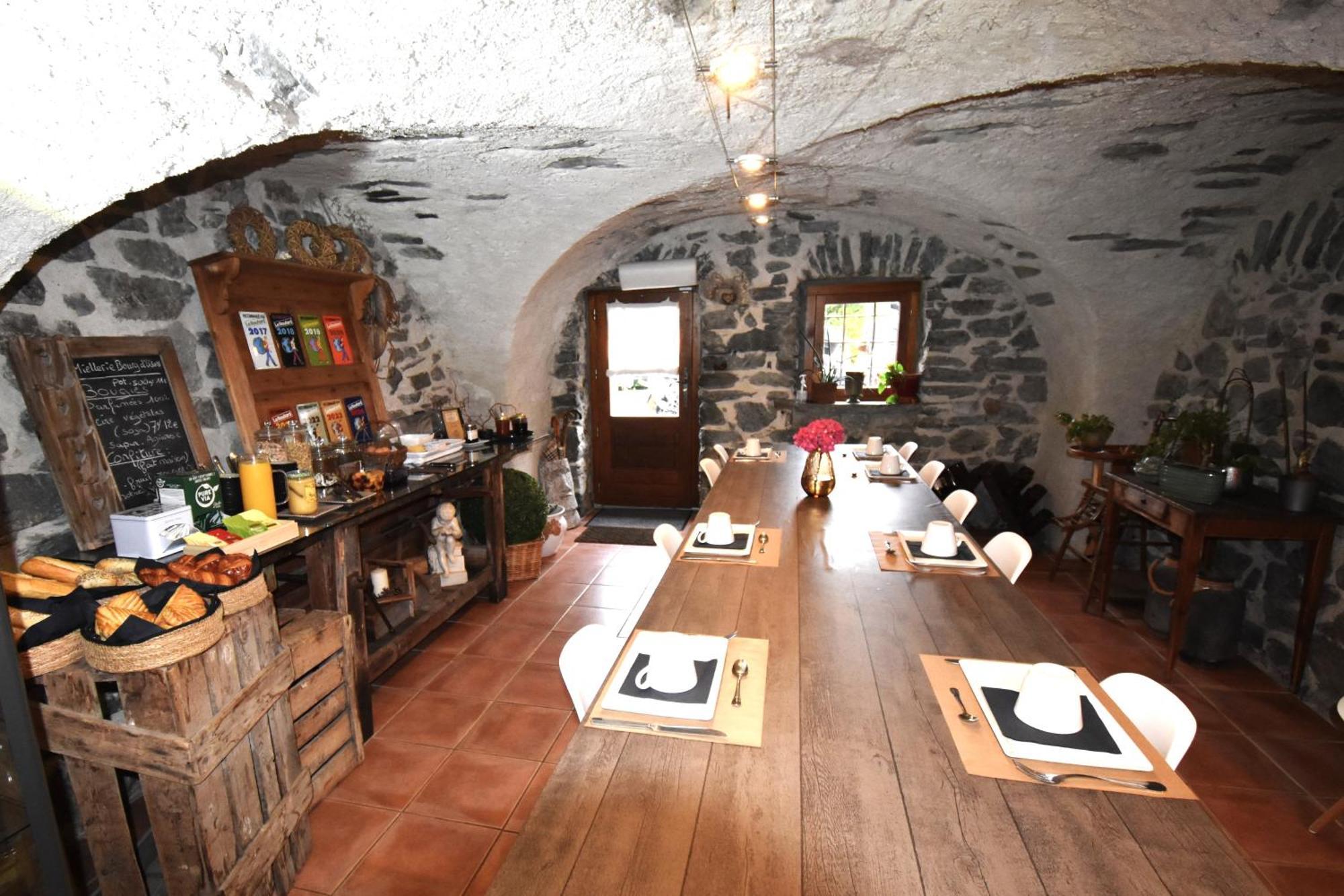 Bed and Breakfast La Cle Des Bois Le Bourg-dʼOisans Exterior foto