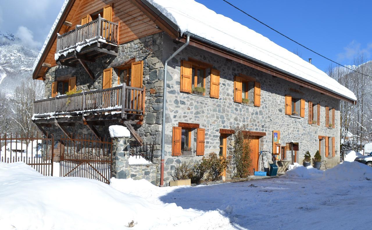 Bed and Breakfast La Cle Des Bois Le Bourg-dʼOisans Exterior foto