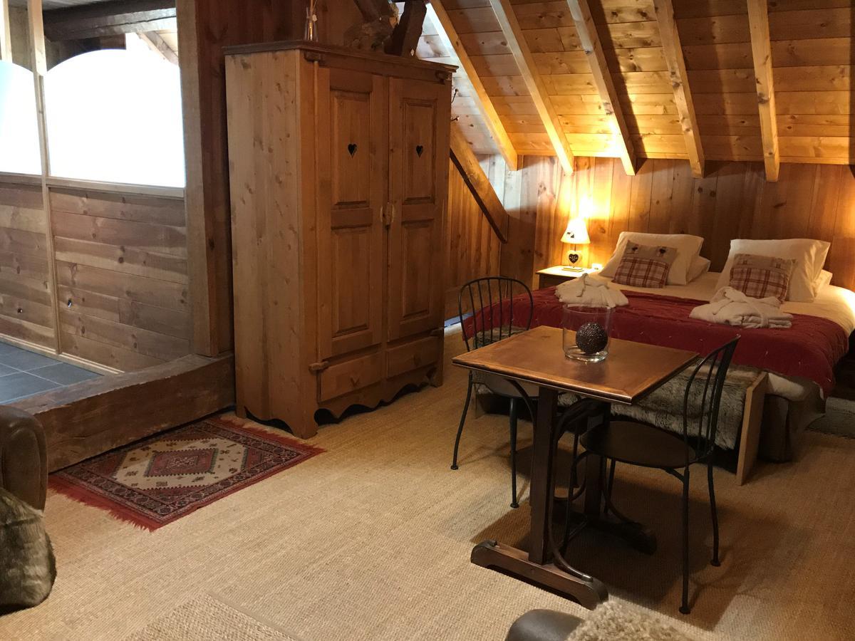Bed and Breakfast La Cle Des Bois Le Bourg-dʼOisans Exterior foto