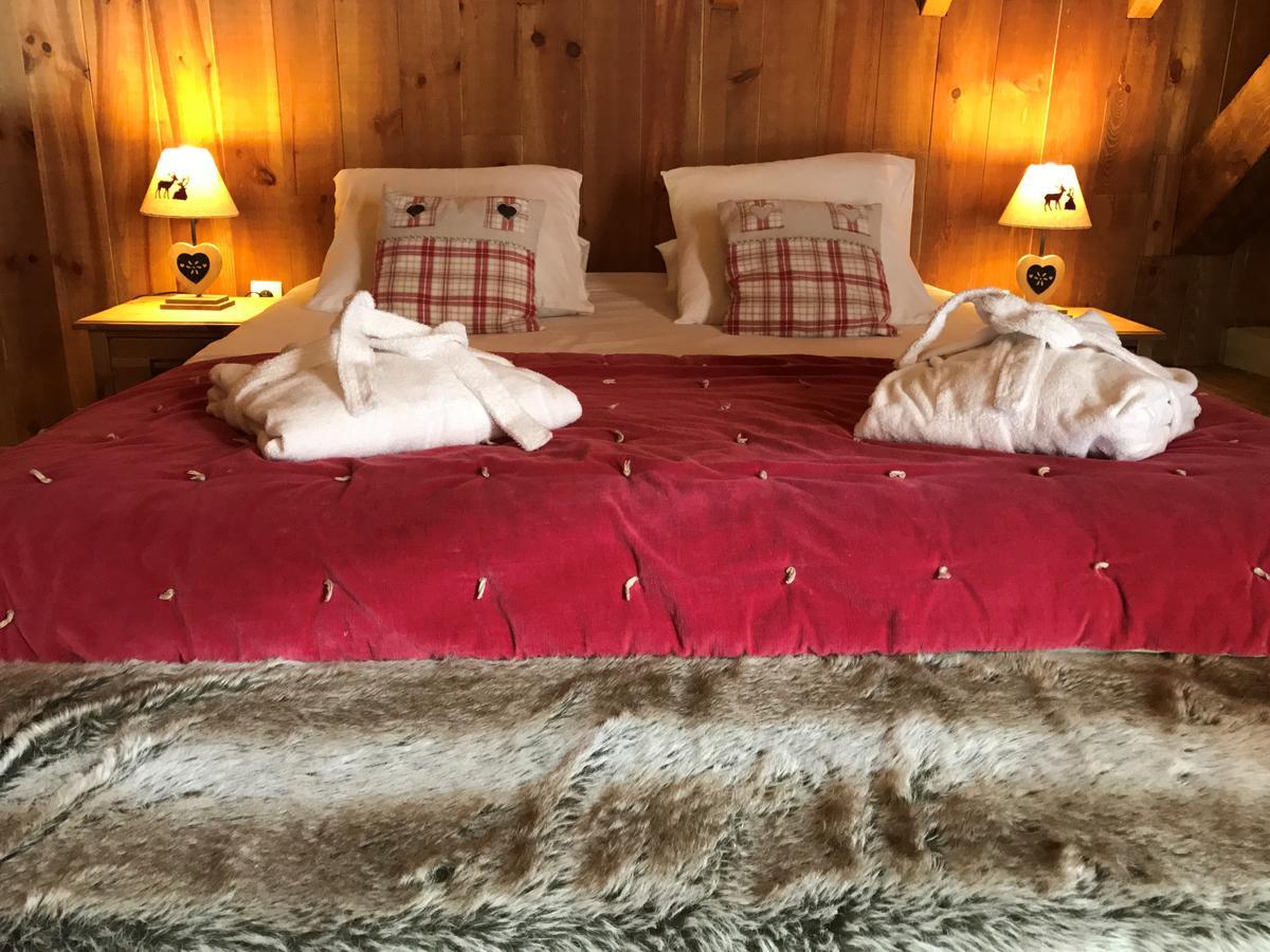 Bed and Breakfast La Cle Des Bois Le Bourg-dʼOisans Exterior foto